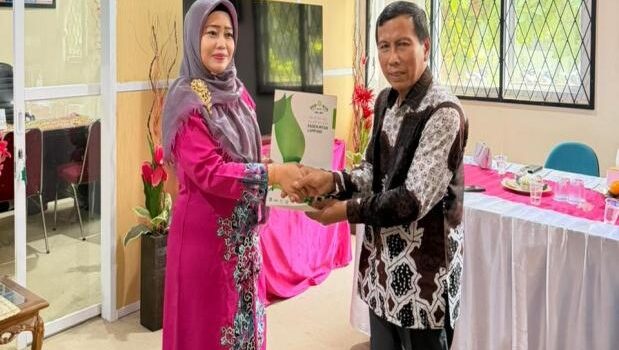 Estafet Kepemimpinan PIAUD: Semangat Baru Menuju Program Studi yang Unggul Estafet Kepemimpinan PIAUD: Semangat Baru Menuju Program Studi yang Unggul